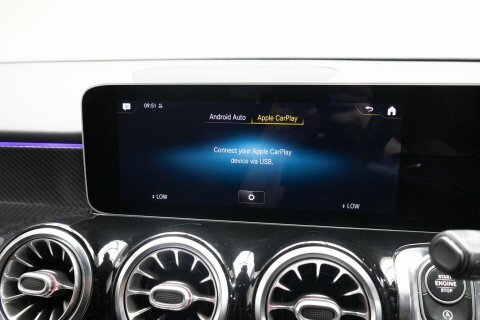 Mercedes-Benz GLB Class 200 Amg Line 7G-tronic Grey #31