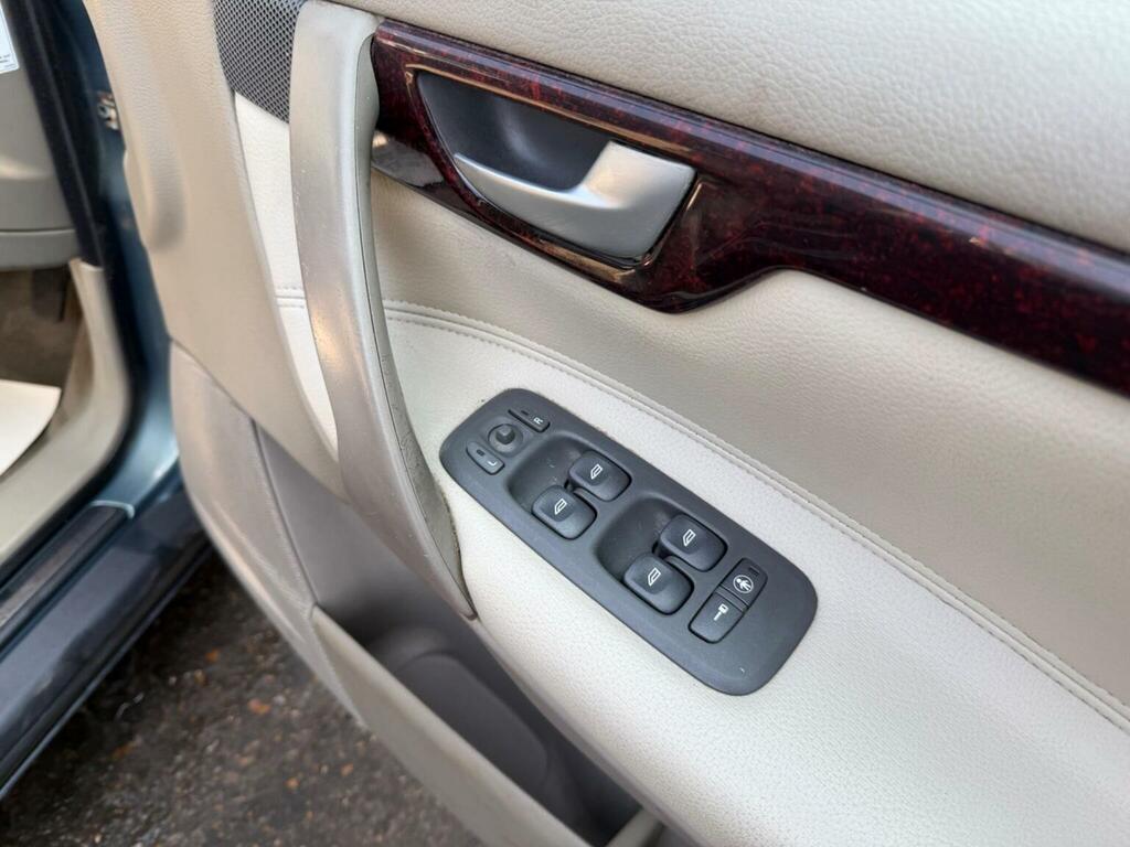 Volvo V70 2.4 S  #21