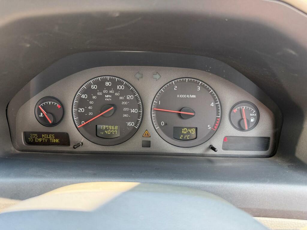 Volvo V70 2.4 S  #26