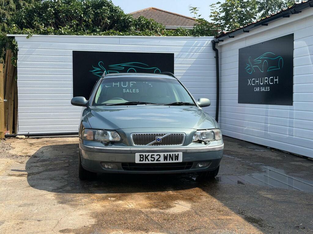 Volvo V70 2.4 D5 Se Green #2