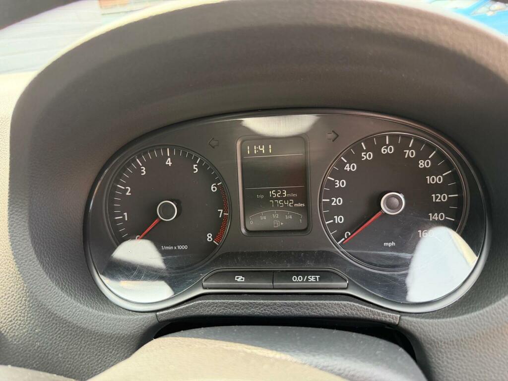 Volkswagen Polo Hatchback Red #20