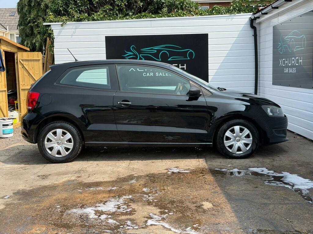 Volkswagen Polo Hatchback Red #8