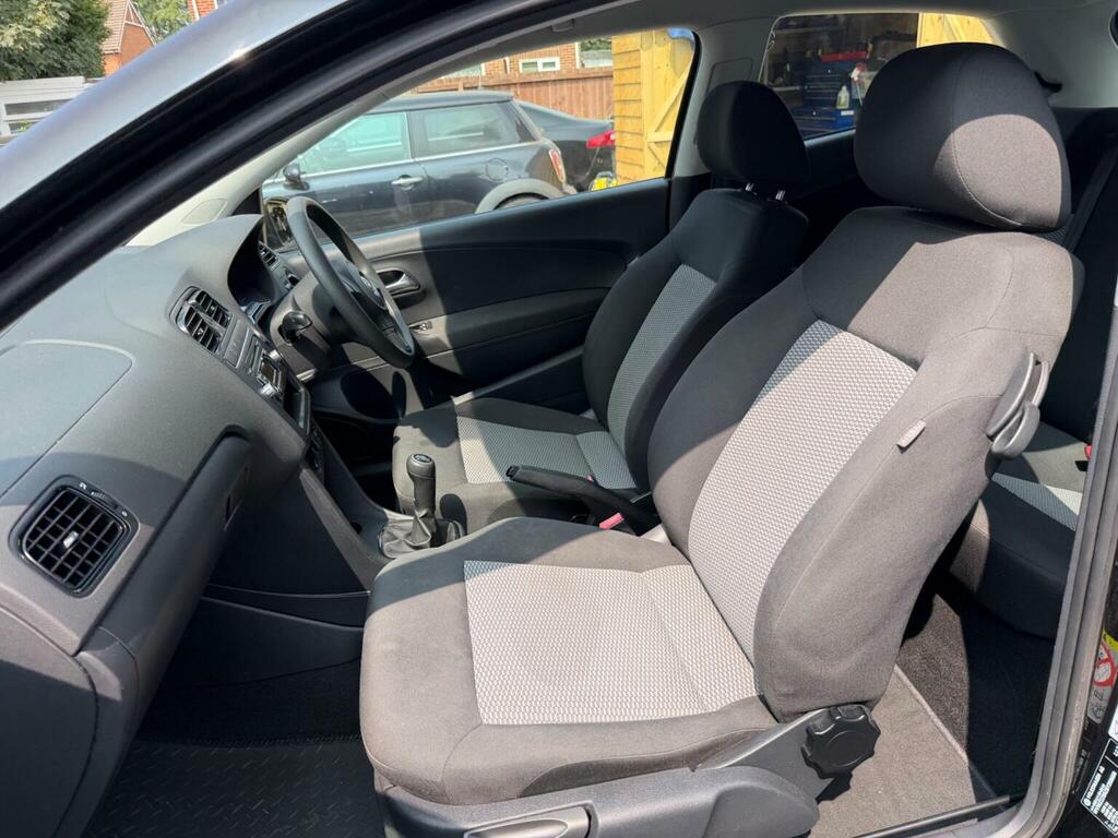 Volkswagen Polo Hatchback Red #23