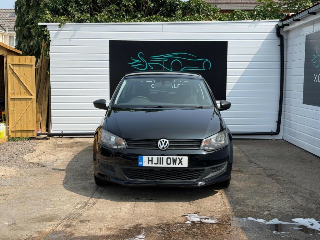 Volkswagen Polo Hatchback Red #31