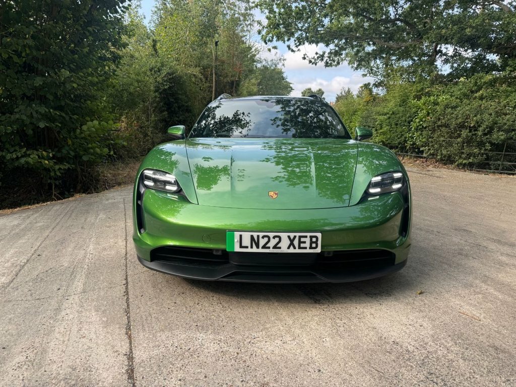 Porsche Taycan Estate LN22XEB Green #4