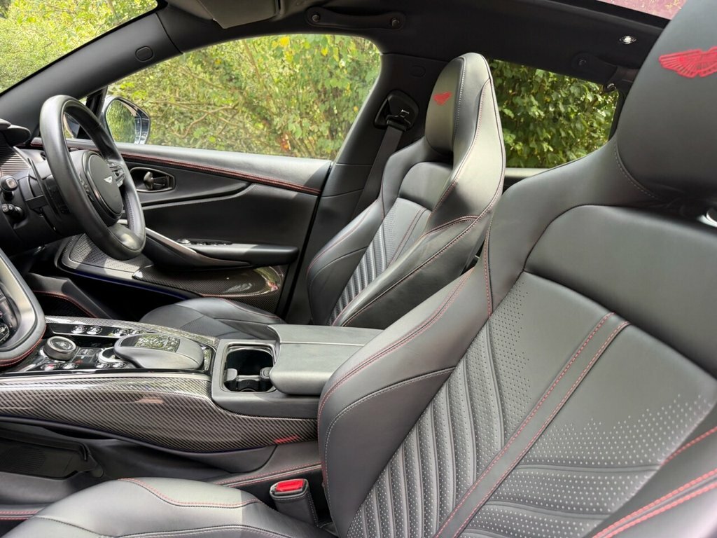Aston Martin DBX 4.0 Twin Turbo 700 Bhp Black #31