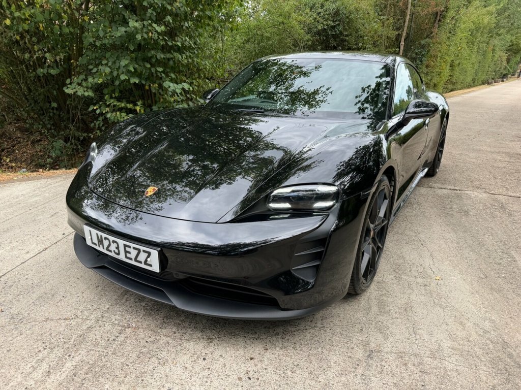 Porsche Taycan Saloon Black #5