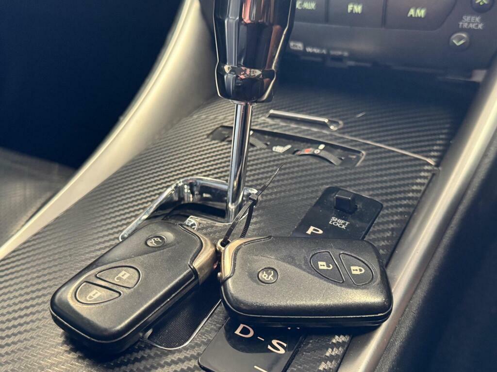 Lexus IS 2.5 Se-i Black #22