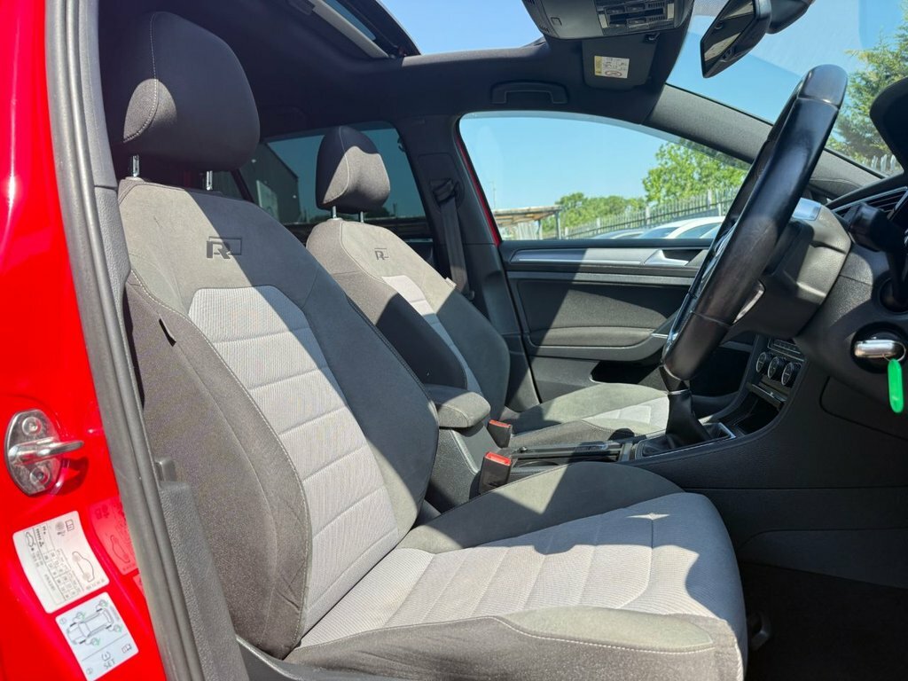 Volkswagen Golf 1.4L R-line Edition Red #4