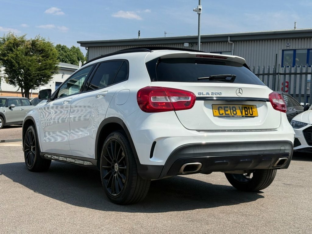 Mercedes-Benz GLA Class 1.6L Amg Line White #3