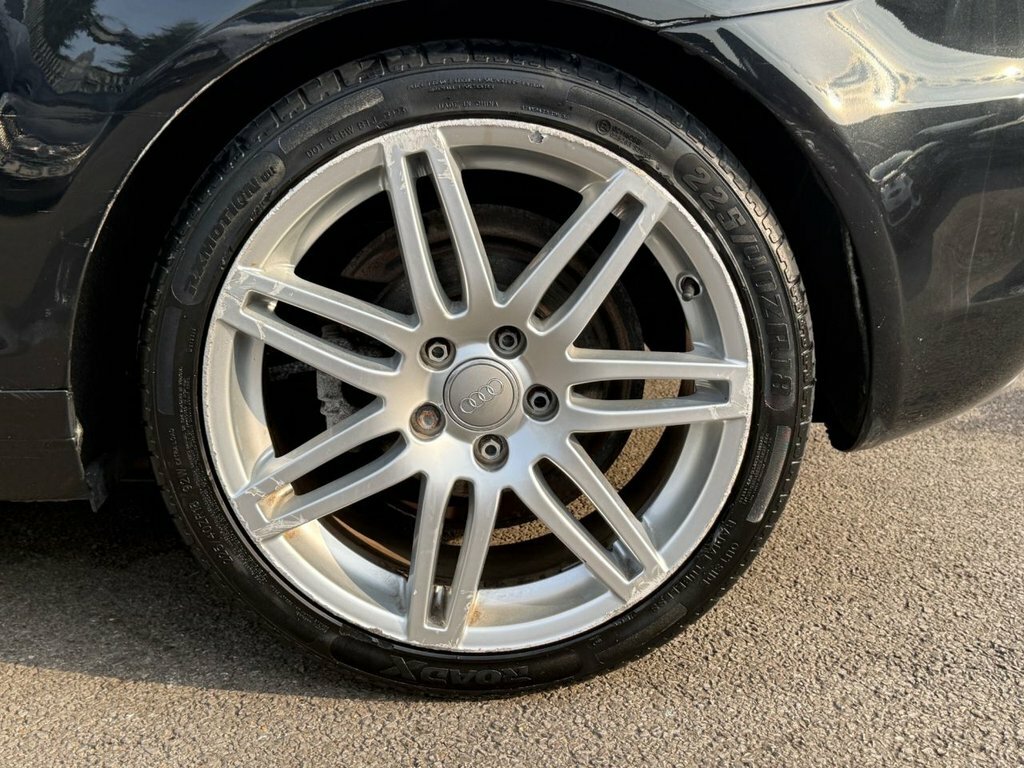 Audi A3 Cabriolet 2L S Line White #30
