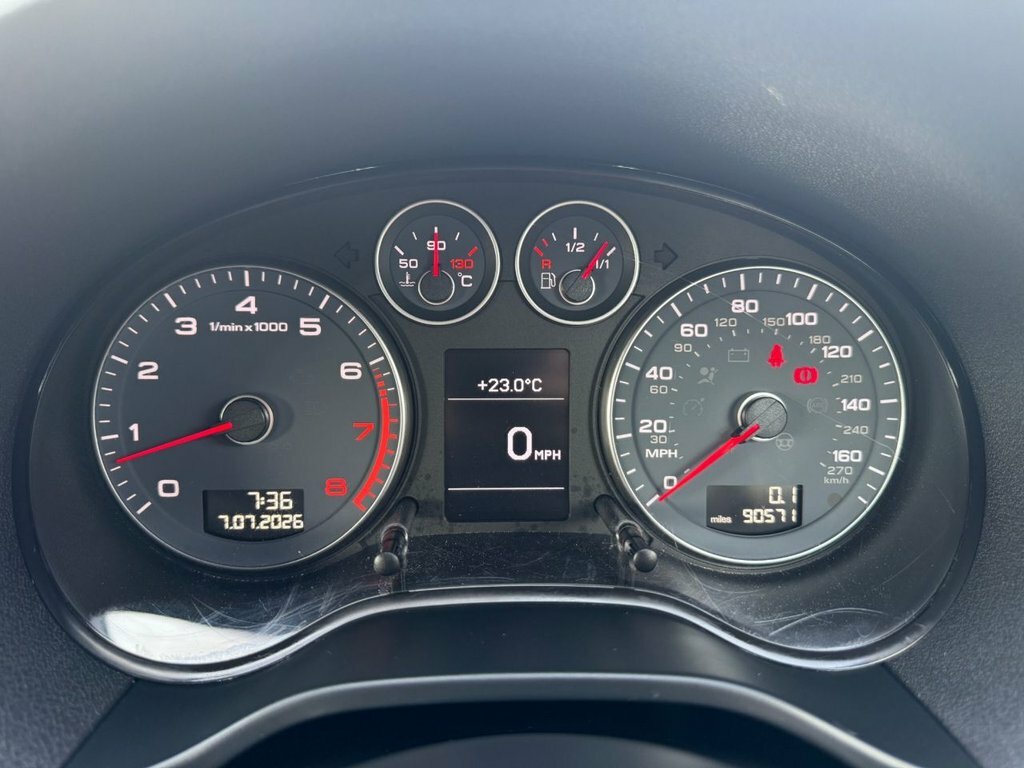 Audi A3 Cabriolet 2L S Line White #52
