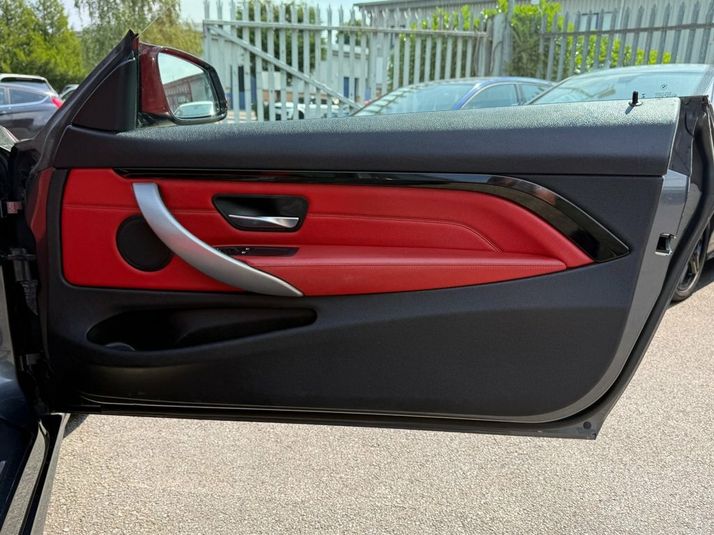 BMW 4 Series Gran Coupe 2L Null Black #36