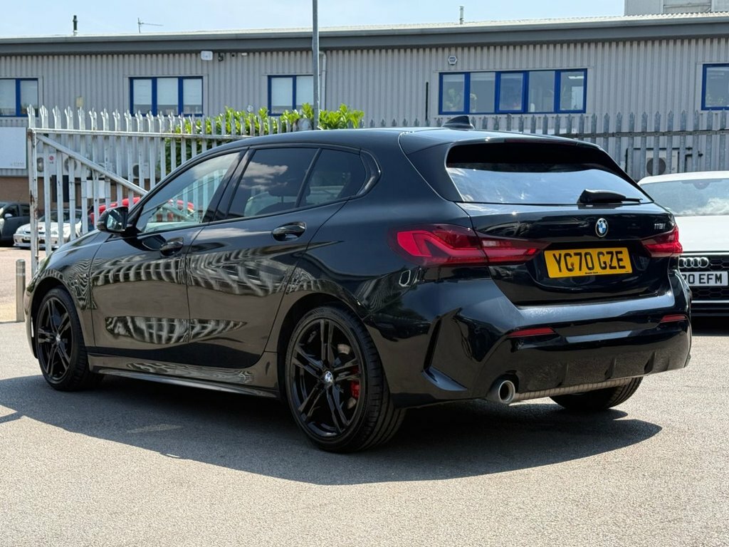 BMW 1 Series 1.5L M Sport Black #3