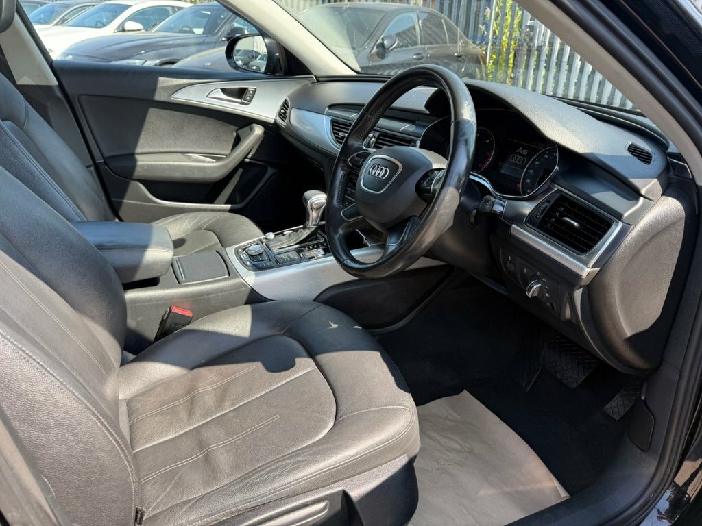 Audi A6 Avant 2L Se Black #2