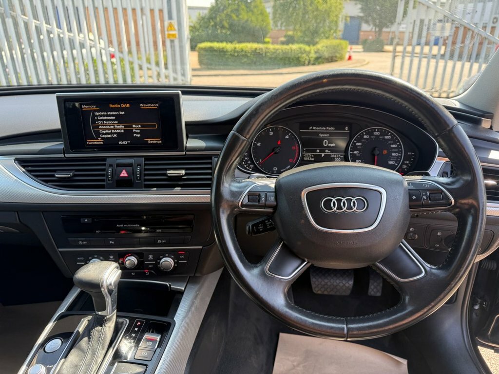 Audi A6 Avant 2L Se Black #4