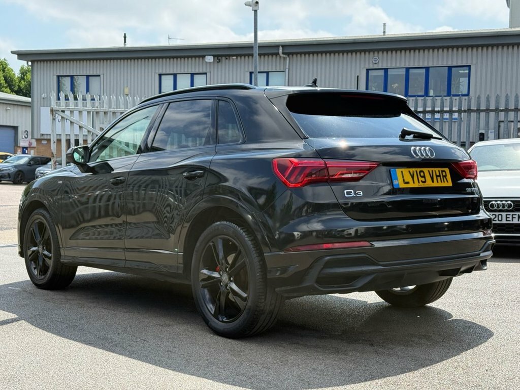 Audi Q3 35 Tfsi S Line Grey #3