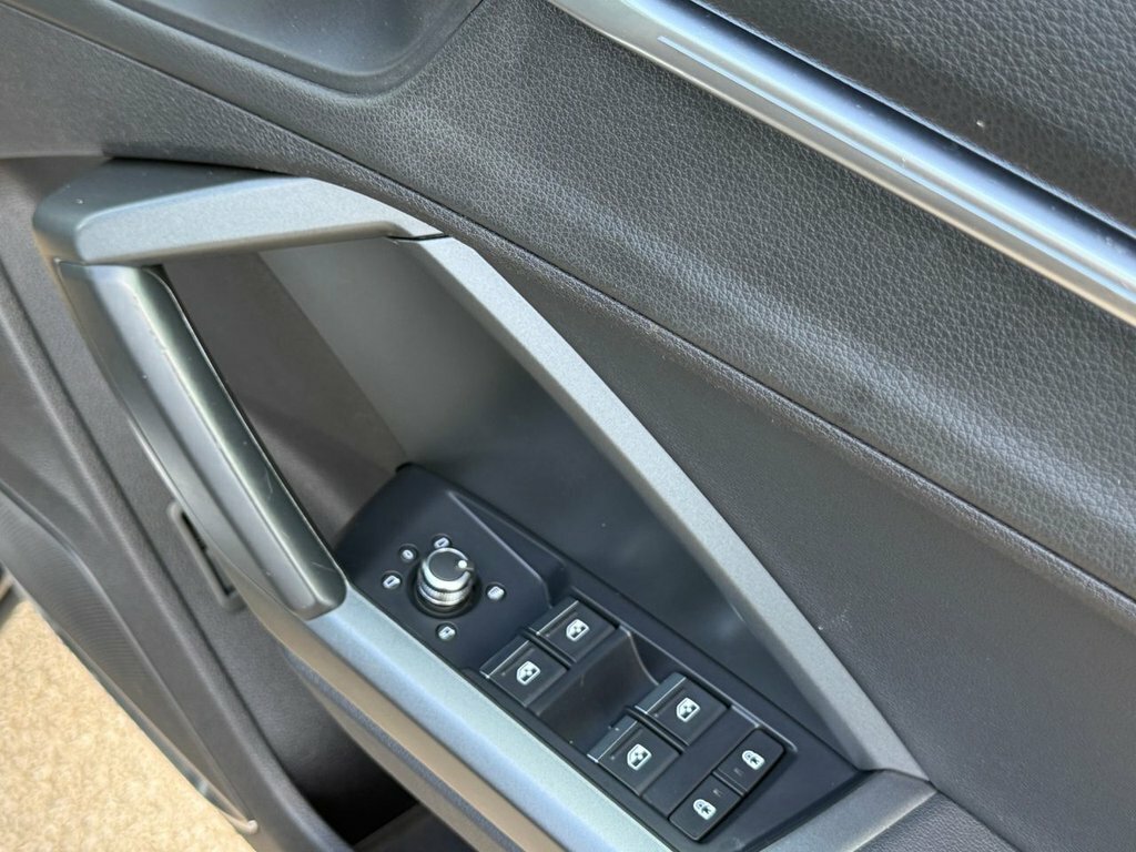Audi Q3 35 Tfsi S Line Grey #38