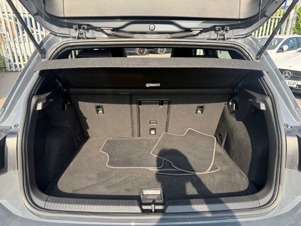 Volkswagen Golf Match Edition Grey #17
