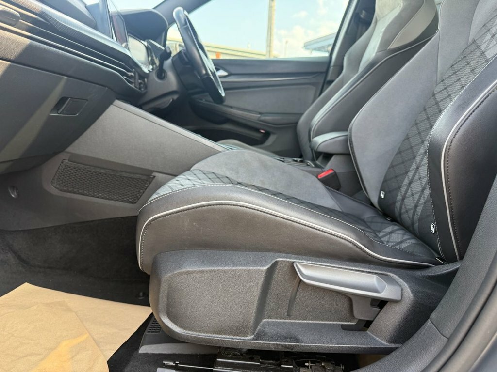 Volkswagen Golf Match Edition Grey #83