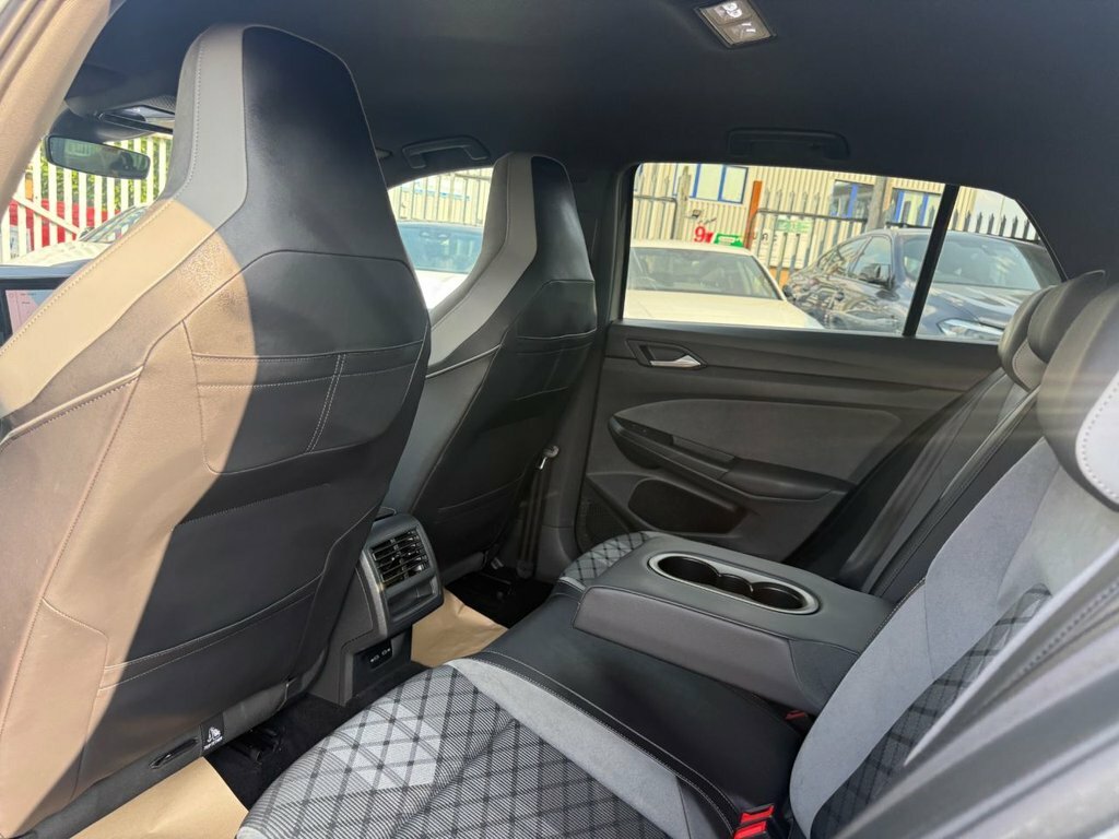 Volkswagen Golf Match Edition Grey #78