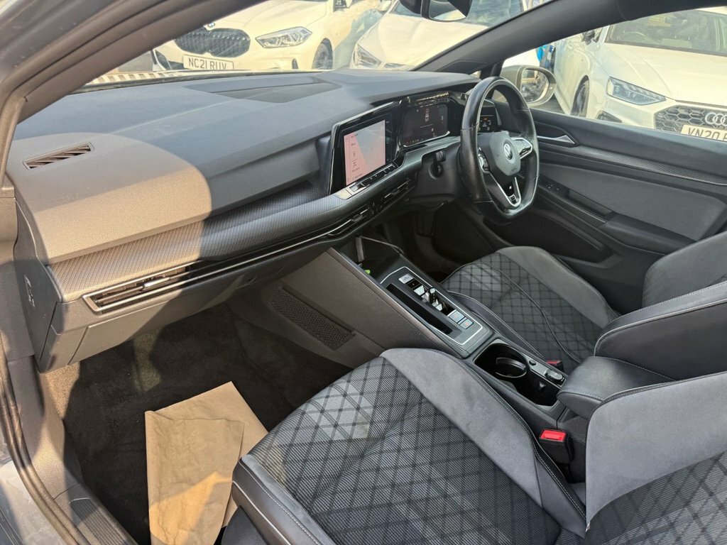 Volkswagen Golf Match Edition Grey #84