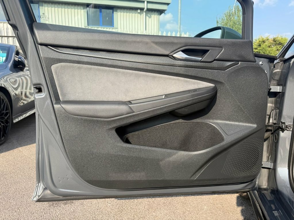 Volkswagen Golf Match Edition Grey #79
