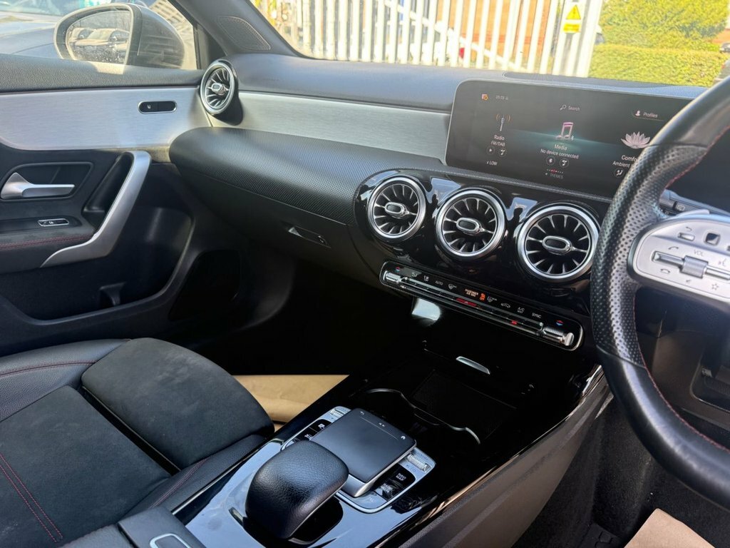 Mercedes-Benz A Class A 180 Se D White #7