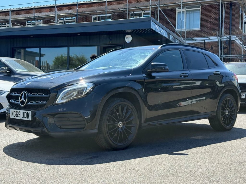 Mercedes-Benz GLA Class 1.6L Amg Line Edition Black #5