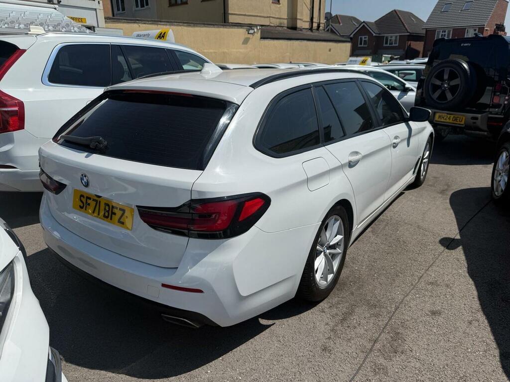 BMW 5 Series 3.0 530D Mht Se Touring Steptronic Xdrive Euro 6 SF71BFZ White #4