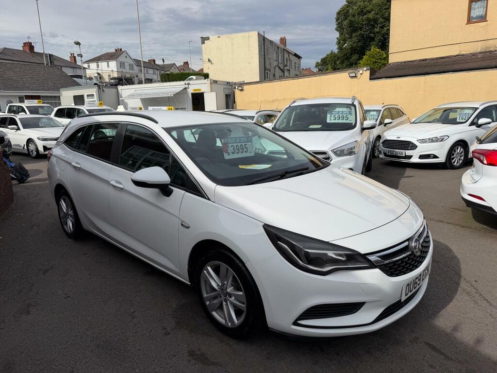 Vauxhall Astra 1.6 Cdti Blueinjection Design Sports Tourer Euro 6 White