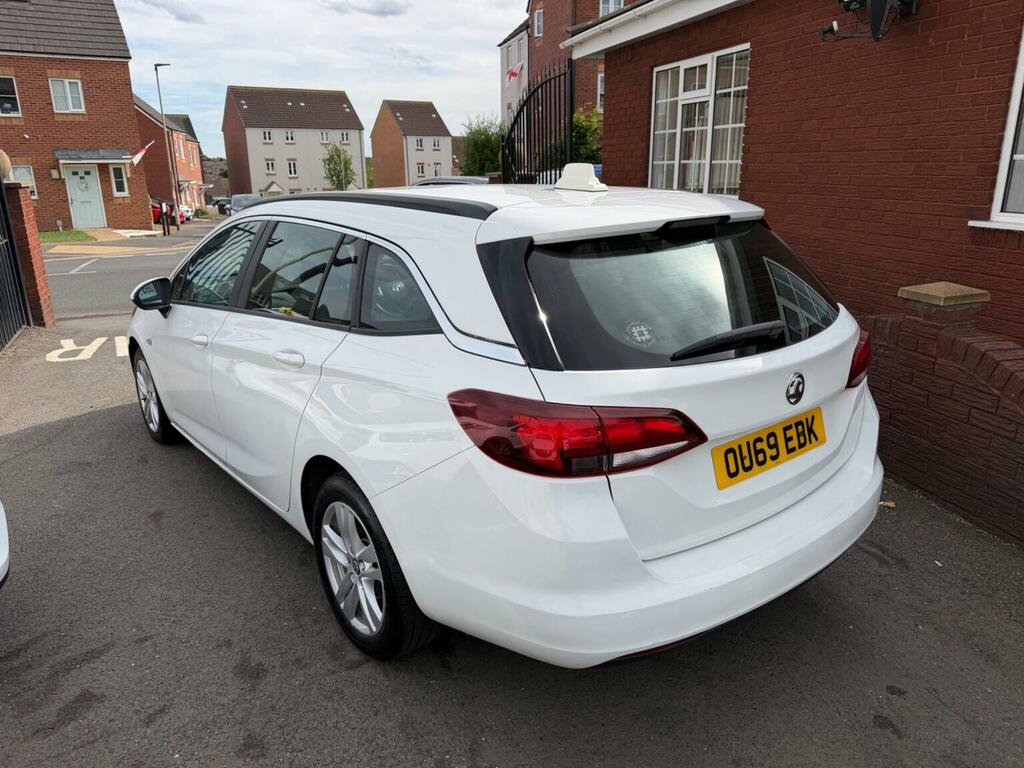 Vauxhall Astra 1.6 Cdti Blueinjection Design Sports Tourer Euro 6 White #2