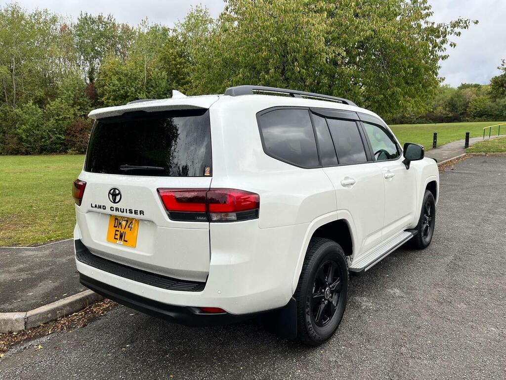 Toyota Land Cruiser 2.8D Panel Van  #12