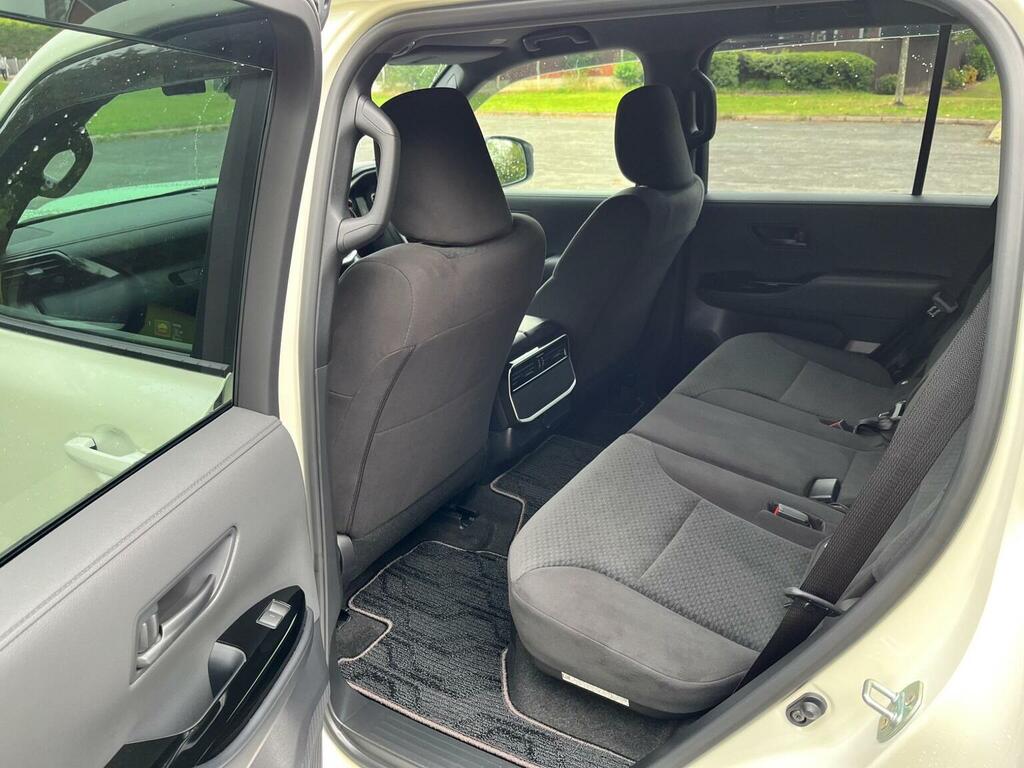 Toyota Land Cruiser 2.8D Panel Van  #32