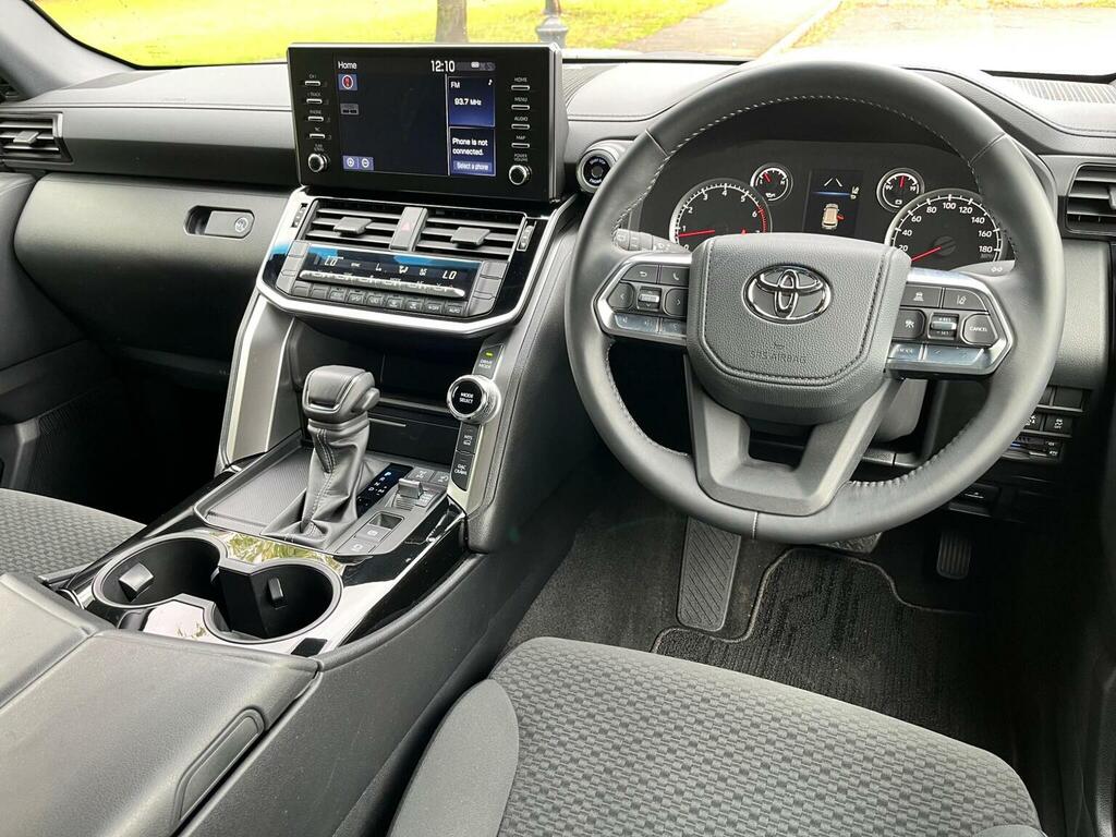 Toyota Land Cruiser 2.8D Panel Van  #24