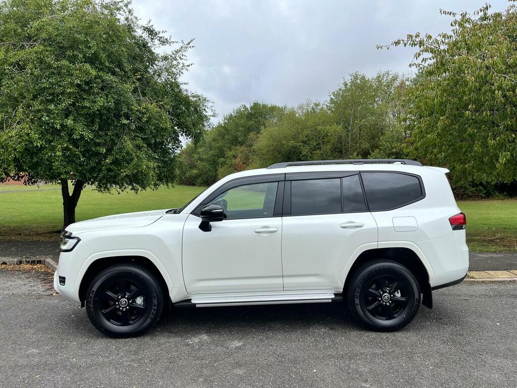 Toyota Land Cruiser Lc300 3.5 V6 Gx 4Wd White #5