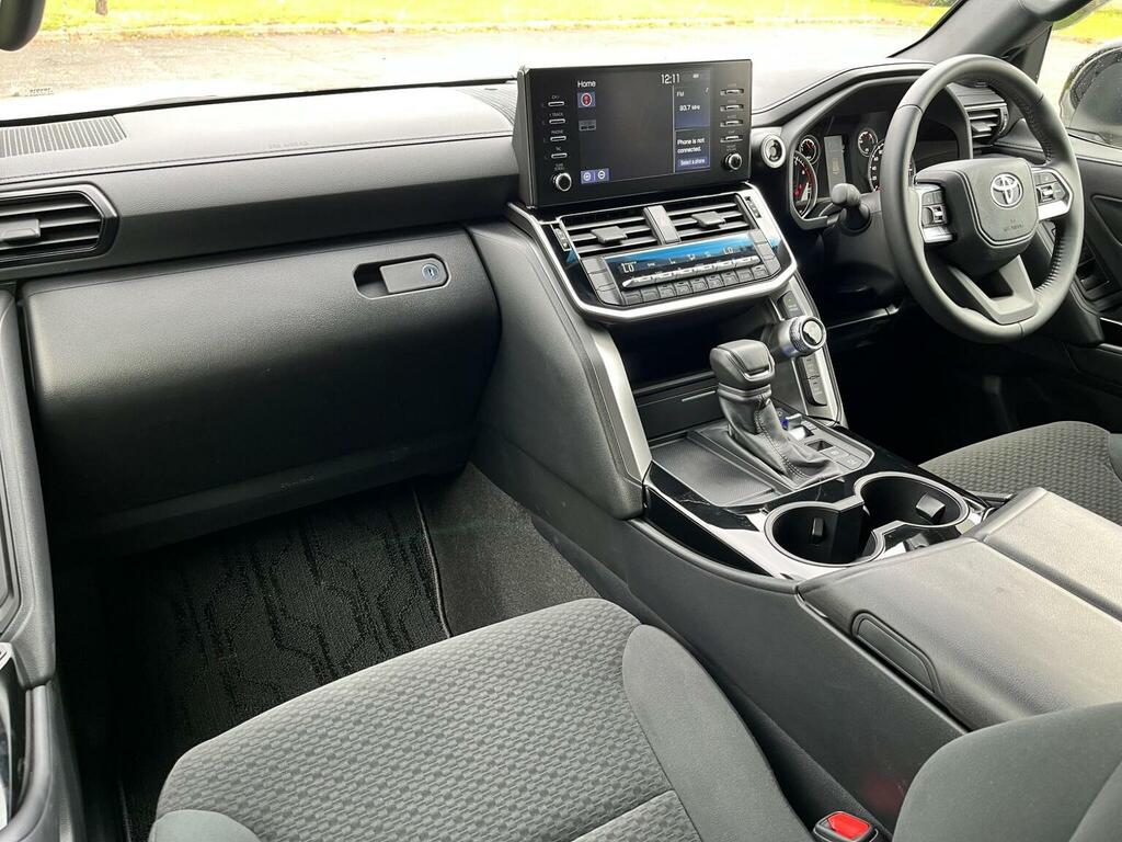 Toyota Land Cruiser 2.8D Panel Van  #29