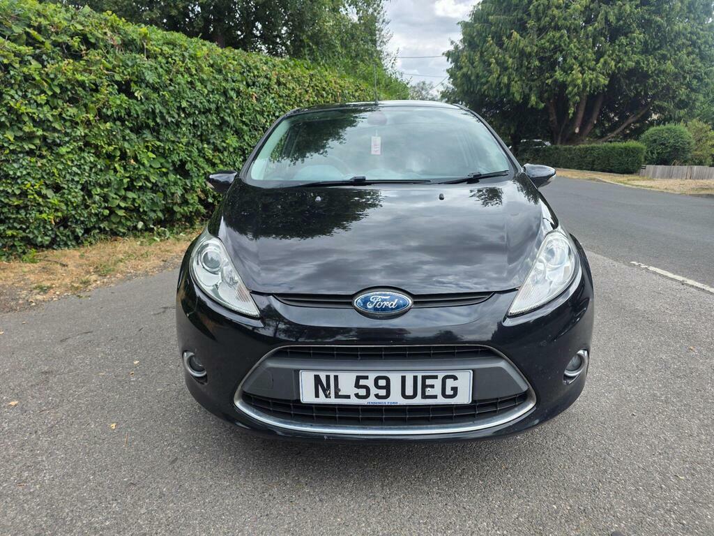 Ford Fiesta 1.25 Style 82 Red #1