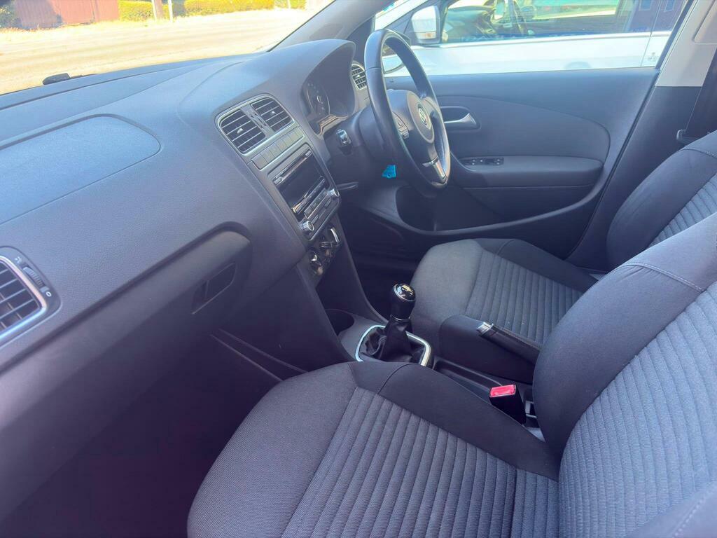 Volkswagen Polo 1.2 Tsi Bluemotion Tech Black #8