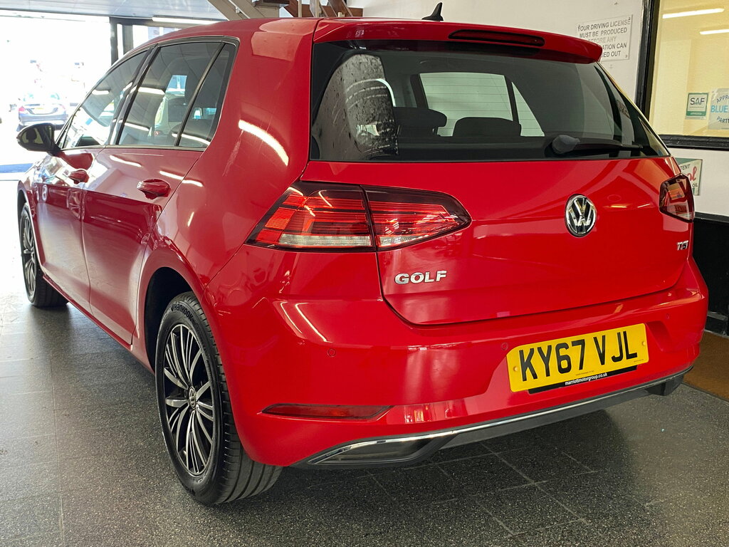 Volkswagen Golf 1.0 Tsi Se Nav Hatchback Euro 6 KY67VJL Red #2