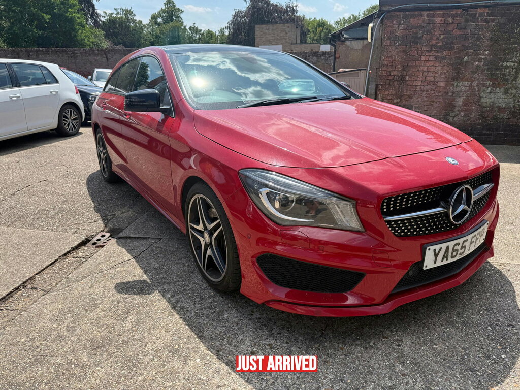 Mercedes-Benz CLA Class 2.1 Cla220d Amg Sport Shooting Brake 7G Red