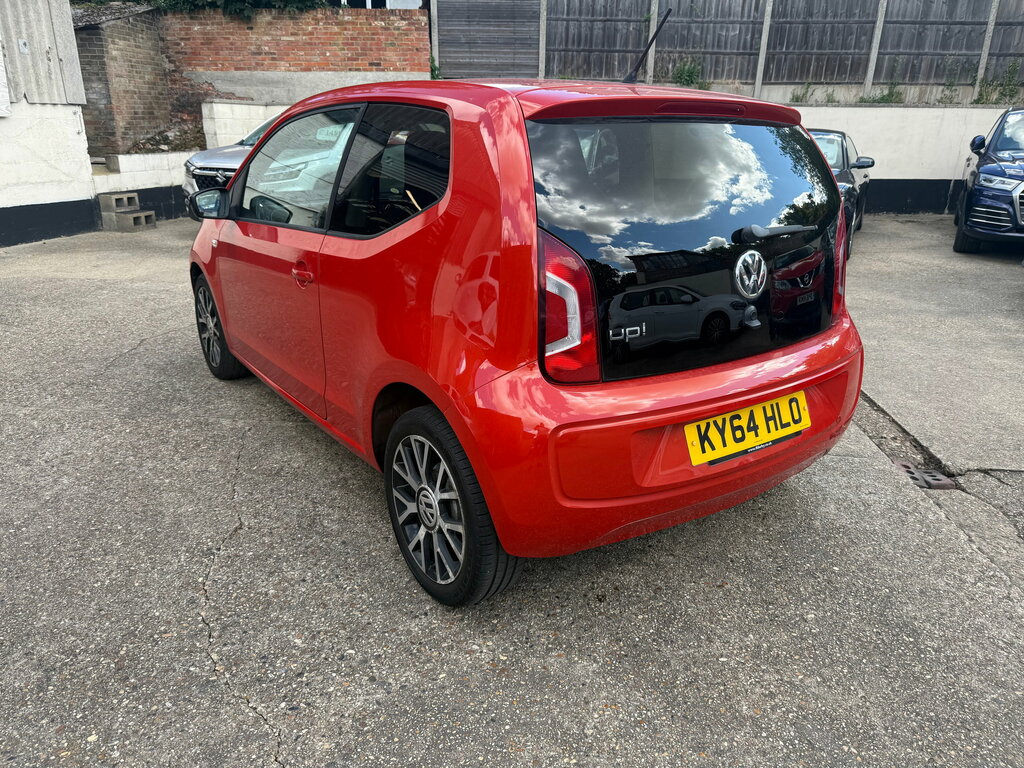 Volkswagen Up 1.0 Groove Up Hatchback Euro 5 Orange #4
