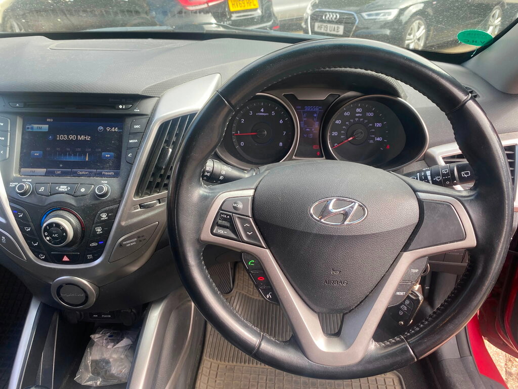 Hyundai Veloster 1.6 Gdi Se Hatchback Euro 5 140 Red #5