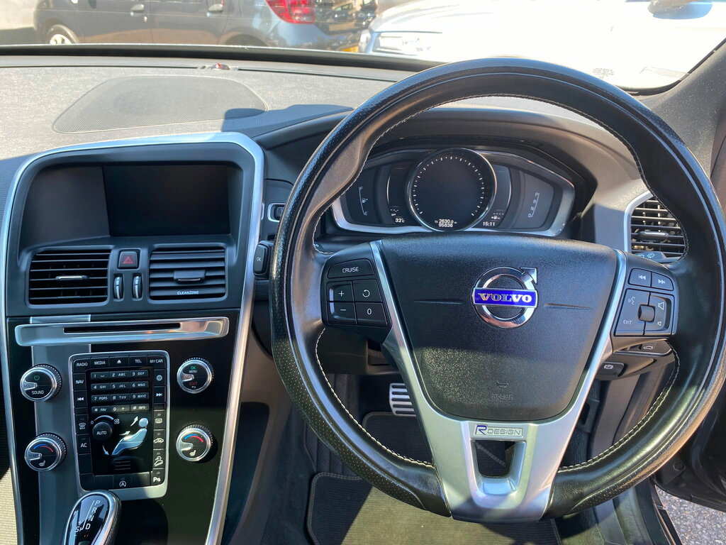 Volvo XC60 2.4 D5 R-design Lux Nav Suv Awd Eu Grey #3