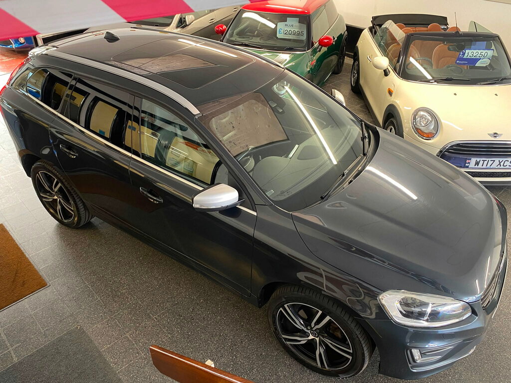 Volvo XC60 2.4 D5 R-design Lux Nav Suv Awd Eu Grey #4