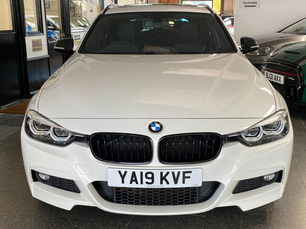 BMW 3 Series 2.0 320I M Sport Shadow Edition Touring YA19KVF White #6