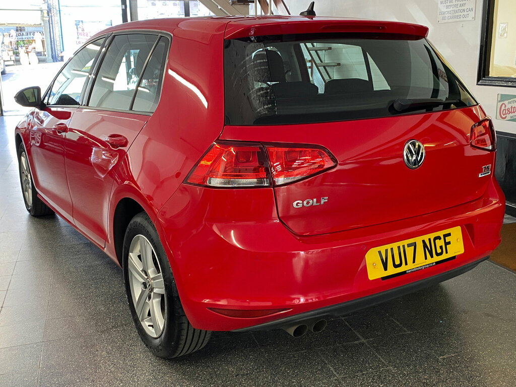 Volkswagen Golf 1.4 Tsi Bluemotion Tech Match Edition Hatchback VU17NGF Red #2