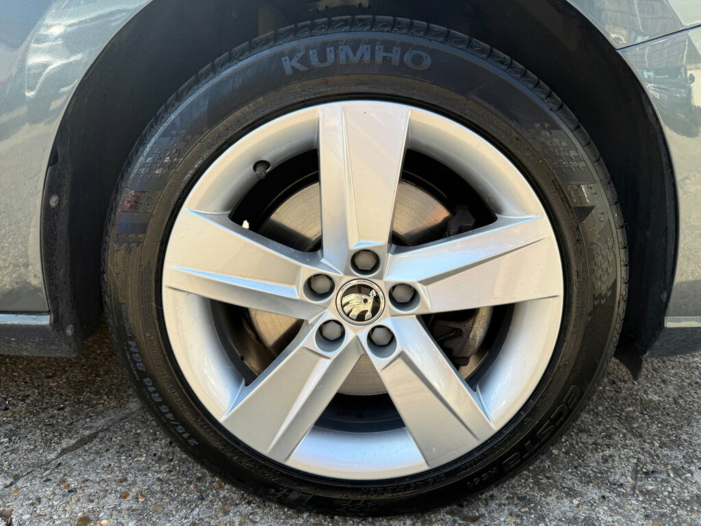 Skoda Fabia Fabia Se Tsi Silver #30