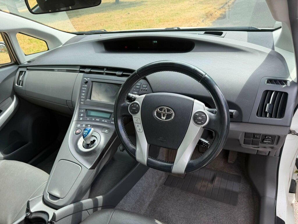 Toyota Prius 1.8 Vvt-h T3 Cvt Silver #20