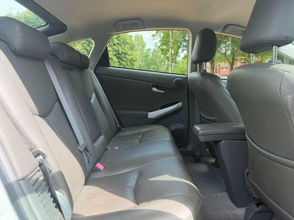 Toyota Prius 1.8 Vvt-h T3 Cvt Silver #24
